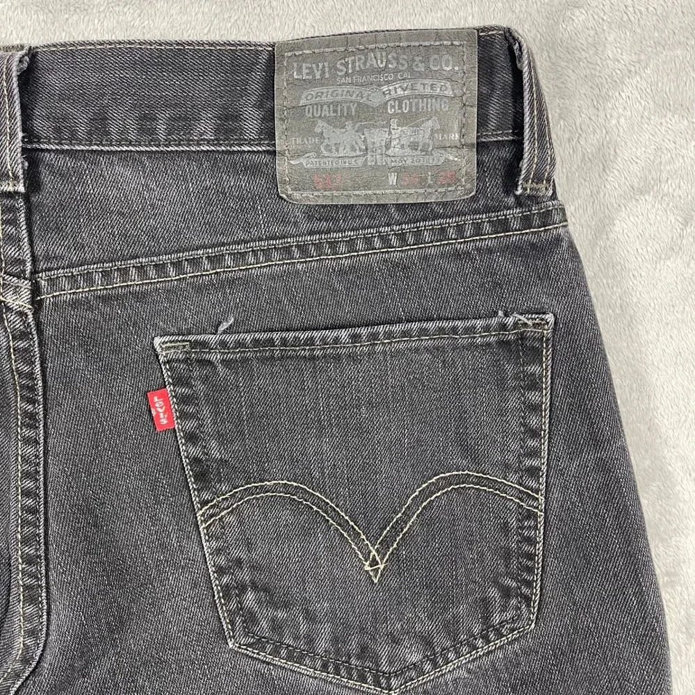 Levi's 511 Skinny Jeans Mens 34(32)x29(28.5) Black Faded Denim 100% Cotton